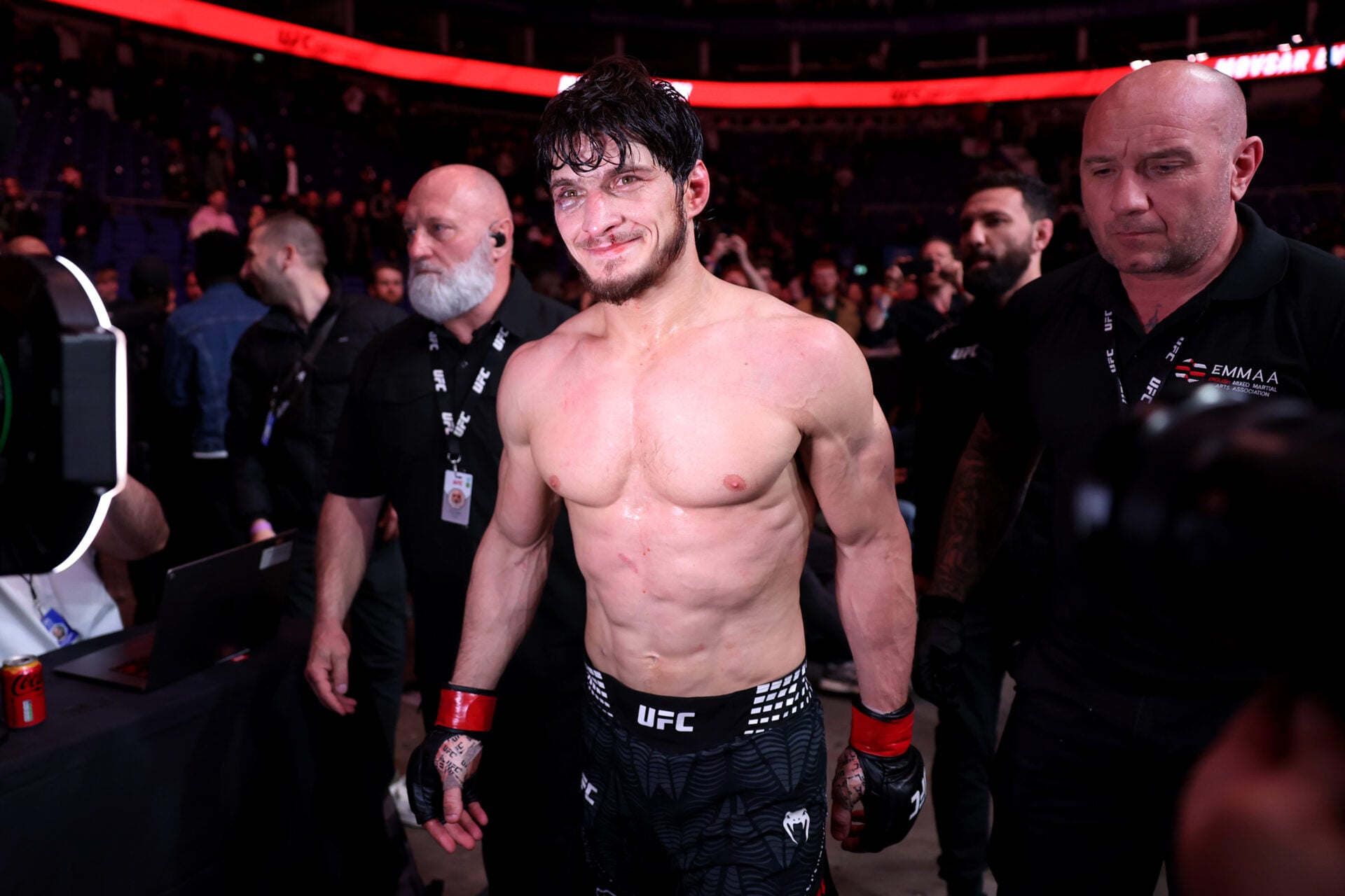 Movsar Evloev’s fighting style questioned by Demetrious Johnson: ‘How is he still in the UFC?’