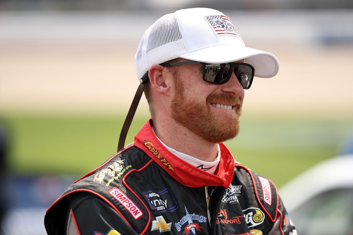 Jeb Burton joins RSS Racing, will drive father Ward Burton’s No. 22
