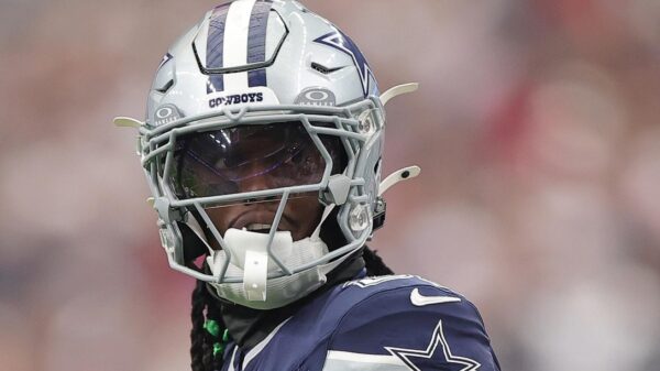 Cowboys point/counterpoint: Still looking for answers against the Buccaneers