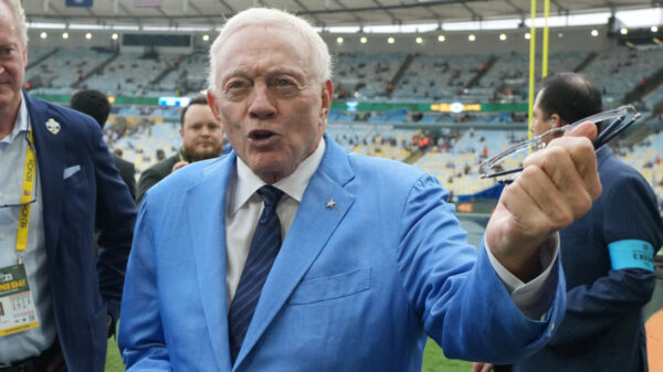 Visibly frustrated Jerry Jones keeps making big moves but Cowboys keep losing