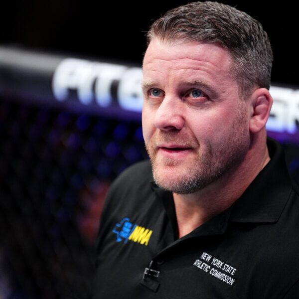 Referee Marc Goddard addresses MMA’s eye poke problem after deducting a point from UFC Vegas 122 headliner