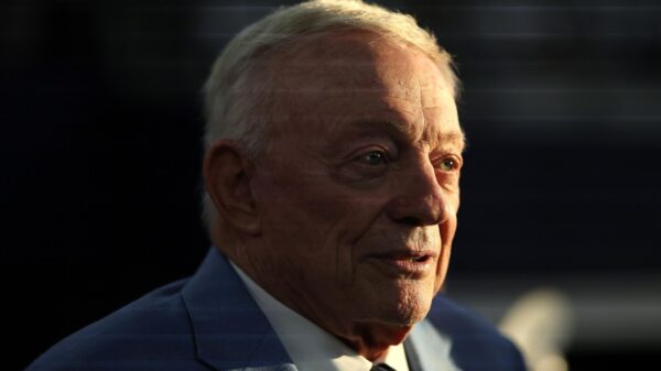 Will Cowboys be buyers or sellers at the November 10 NFL trade deadline?