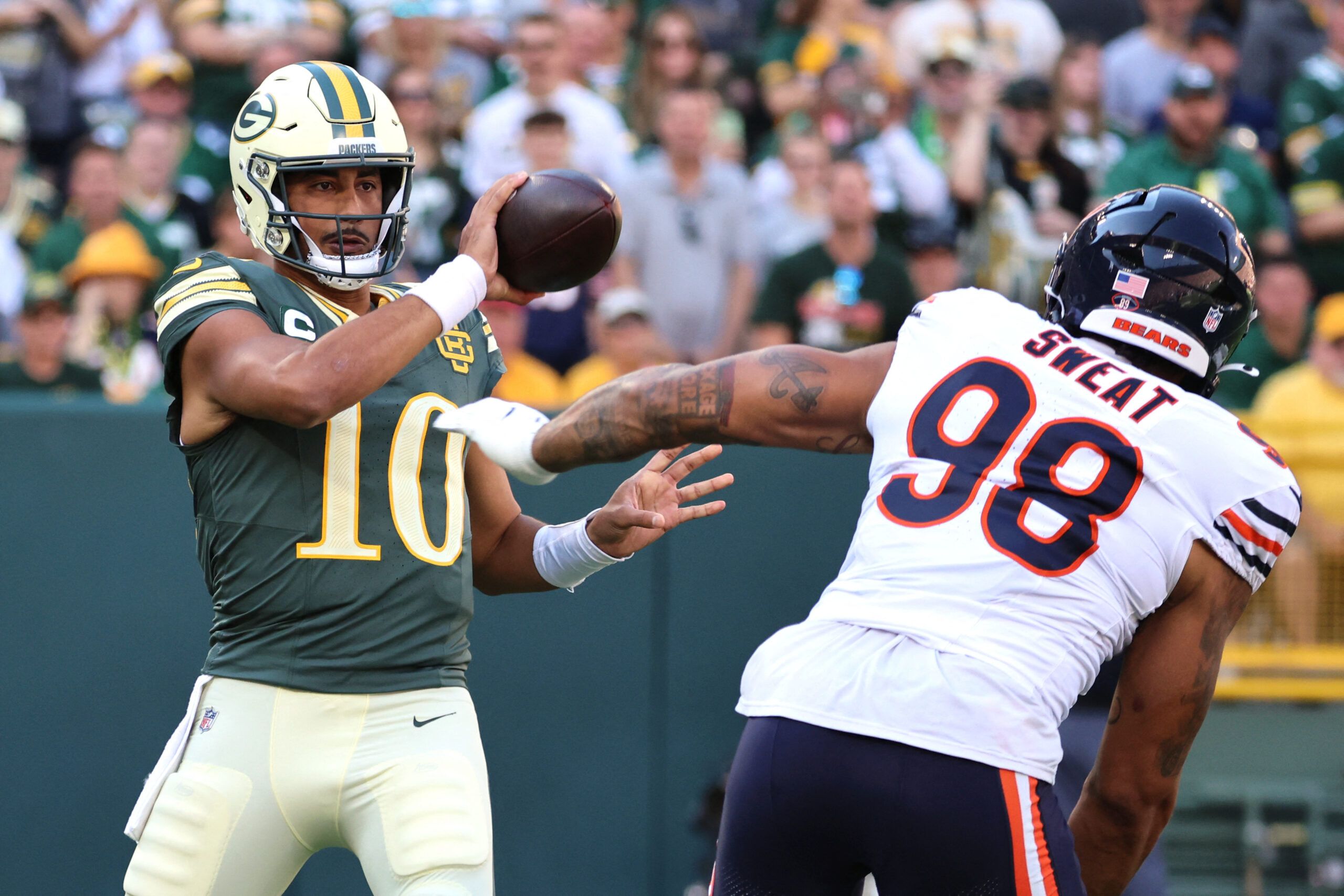 ‘Juicing Up and Still Can’t Get Any Pressure,’ ‘Still Trash’ – NFL Fans Mock Bears’ Montez Sweat for 2-Game PED Suspension