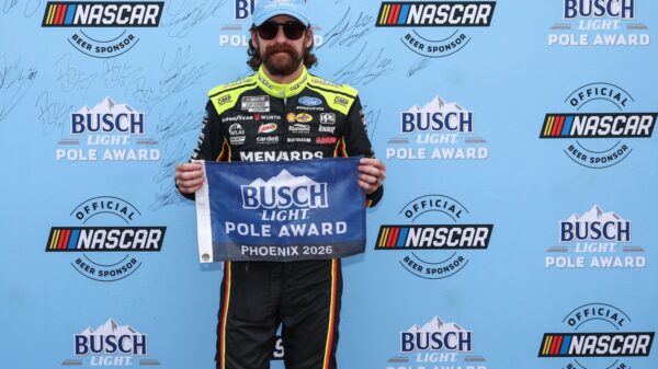 NASCAR Cup Phoenix starting lineup: Blaney earns pole as Larson struggles