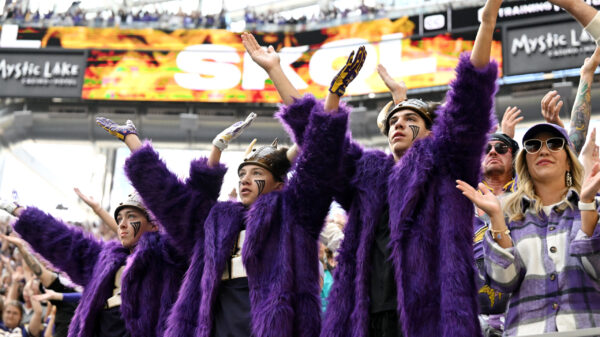 NFL Trade Scouting: 3 Games to Watch if the Minnesota Vikings Turn into Buyers