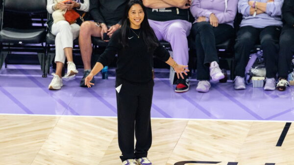 “Ruthless”: Journalist Gives Honest Verdict on Valkyries Crowd’s Treatment of Dream After Natalie Nakase’s WNBA Finals Demand