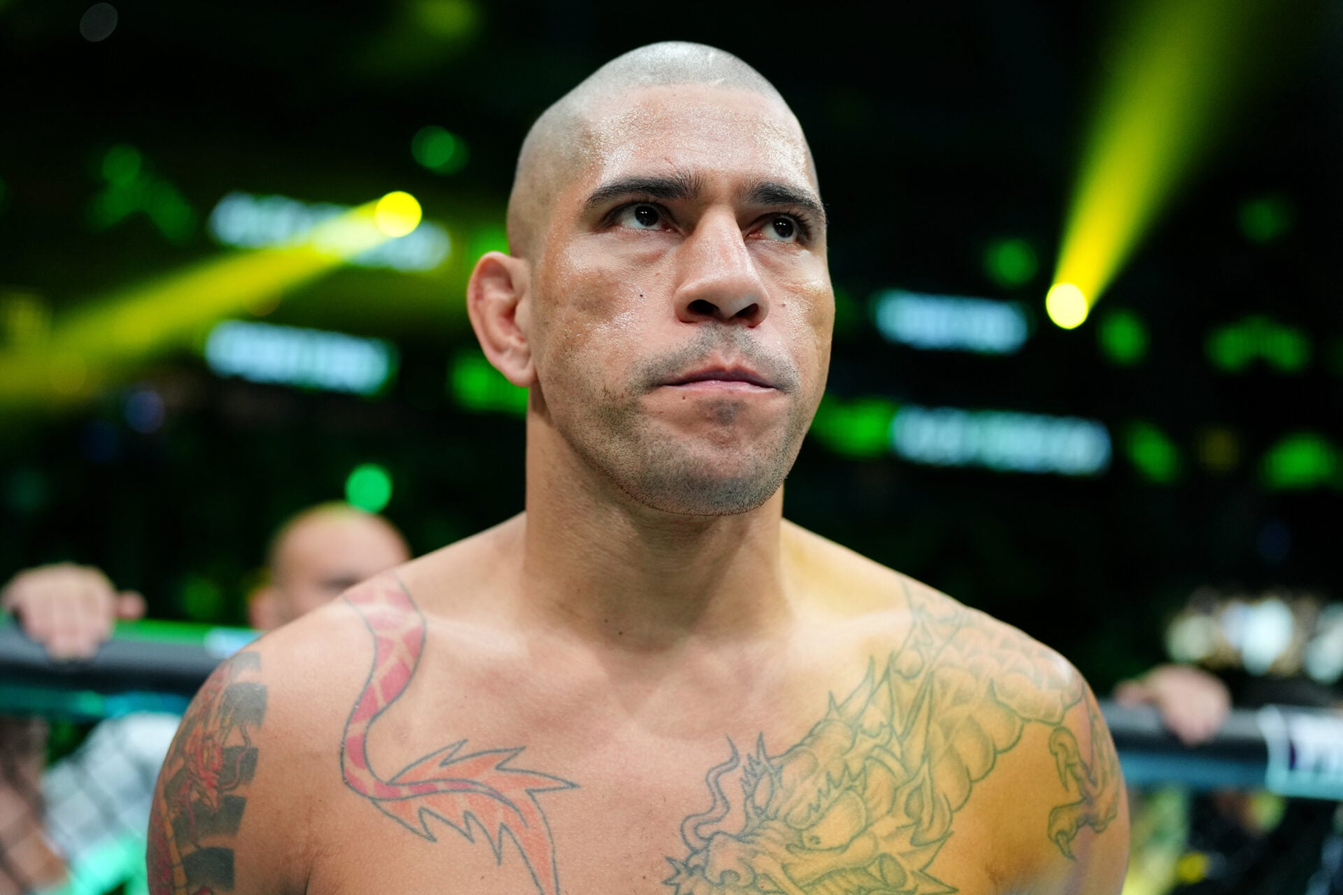 Alex Pereira allegedly considered leaving heavyweight before booking UFC 335 matchup