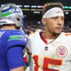‘He’s Sick of This,’ ‘I Don’t Blame Him’ — NFL Fans React as Patrick Mahomes Cuts Glaring Picture of Frustration After Xavier Worthy’s Drop in SNF Loss