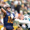 NFL Week 8 picks: Our experts face off on Panthers at Packers, Ravens at Bills and more