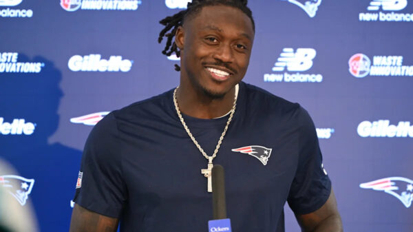 “He Is Made of Glass,” “Eagles Fleeced Patriots”: NFL Fans React As “Washed” A.J. Brown Gets Added to Injury Report With New Concerning Issue